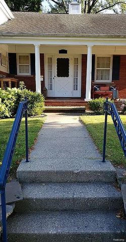 101 Cottage, Sturgis, MI 49091