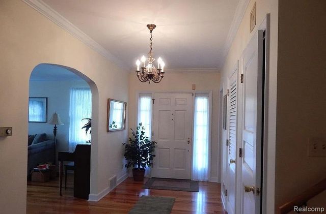 101 Cottage, Sturgis, MI 49091