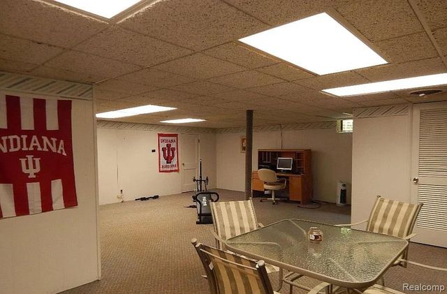 101 Cottage, Sturgis, MI 49091