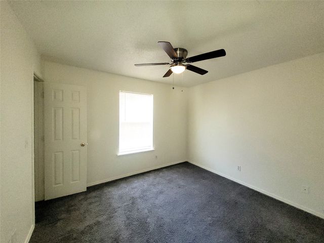 651 Meadow Park Drive, White Settlement, TX 76108