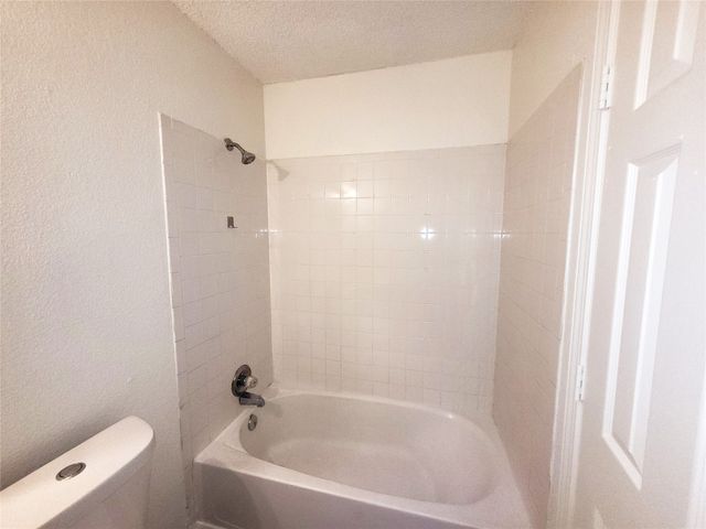 651 Meadow Park Drive, White Settlement, TX 76108