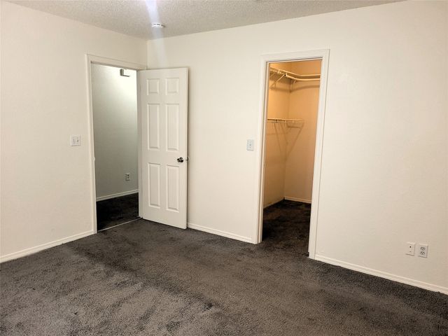 651 Meadow Park Drive, White Settlement, TX 76108