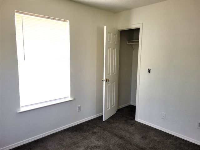 651 Meadow Park Drive, White Settlement, TX 76108