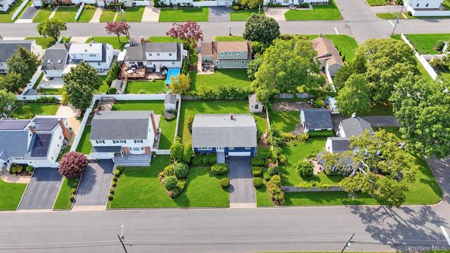286 W 13th Street, Deer Park, NY 11729