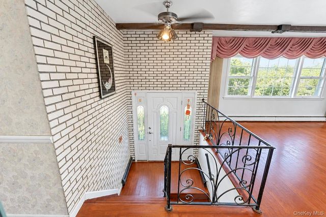 286 W 13th Street, Deer Park, NY 11729