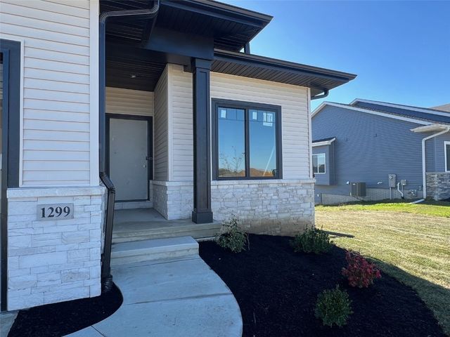 1299 Berkshire Lane, North Liberty, IA 52317