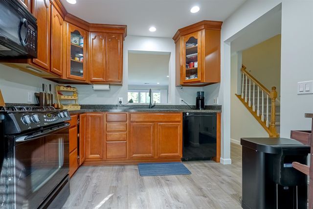 15 Middlesex Road, Merrimack, NH 03054