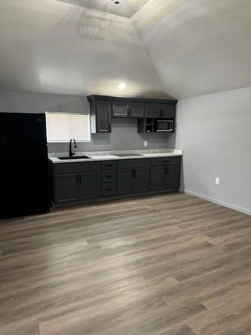 4049 Lucille Street C, Houston, TX 77026