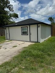 4049 Lucille Street C, Houston, TX 77026