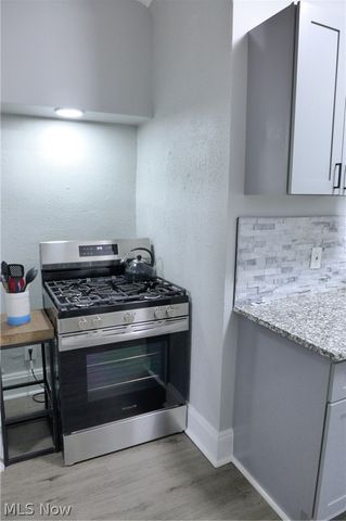 1453 W 107th Street, Cleveland, OH 44102