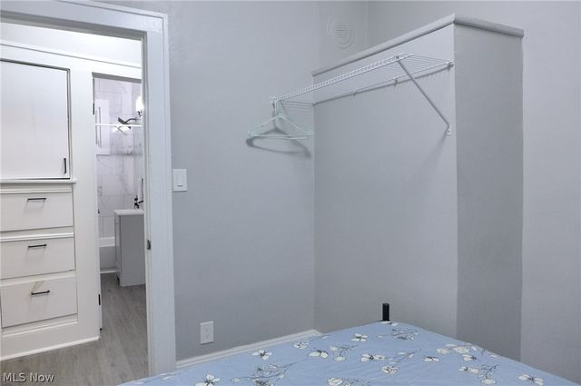 1453 W 107th Street, Cleveland, OH 44102