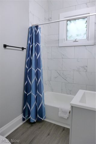 1453 W 107th Street, Cleveland, OH 44102