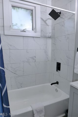 1453 W 107th Street, Cleveland, OH 44102