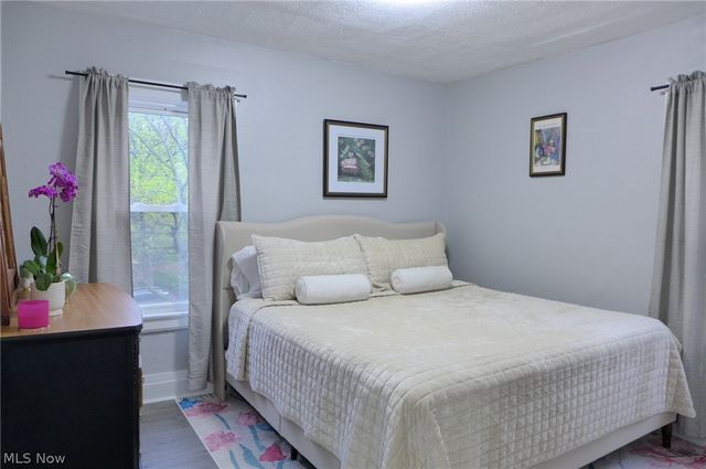 1453 W 107th Street, Cleveland, OH 44102