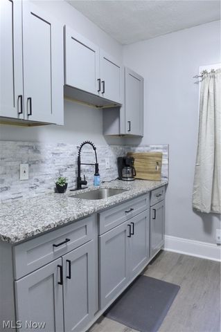 1453 W 107th Street, Cleveland, OH 44102