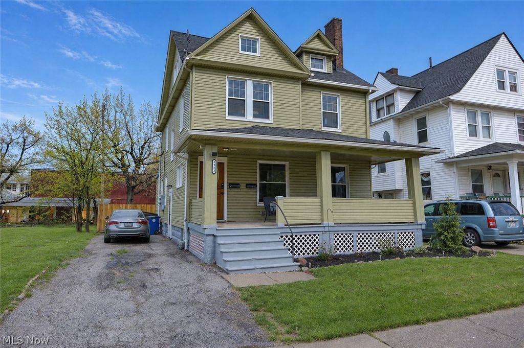 1453 W 107th Street, Cleveland, OH 44102
