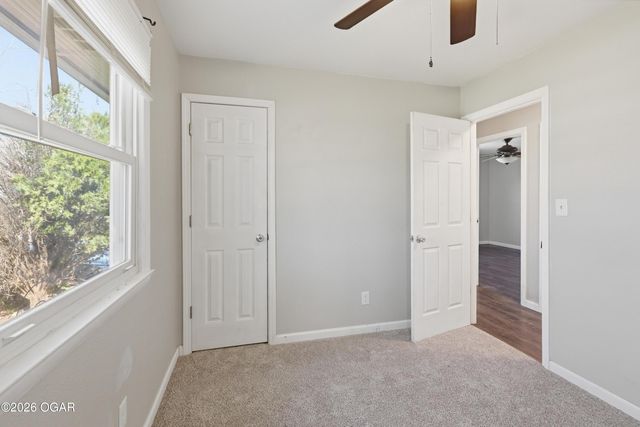 1637 Jefferson Circle, Webb City, MO 64870