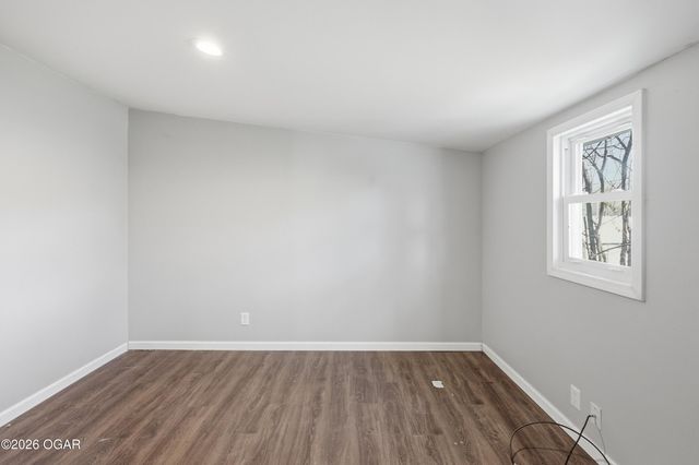 1637 Jefferson Circle, Webb City, MO 64870