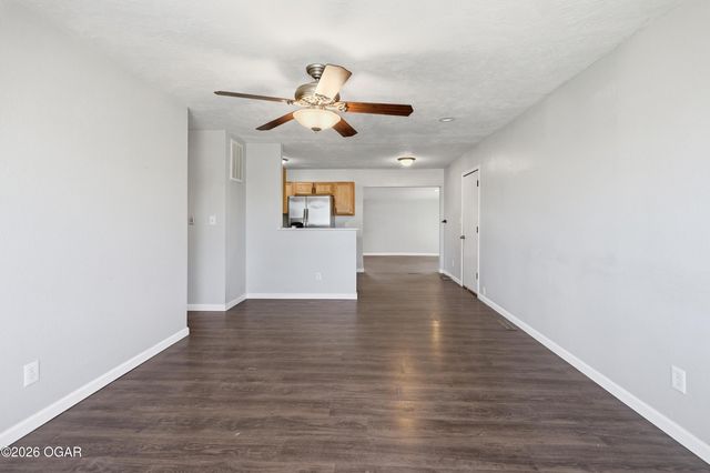 1637 Jefferson Circle, Webb City, MO 64870