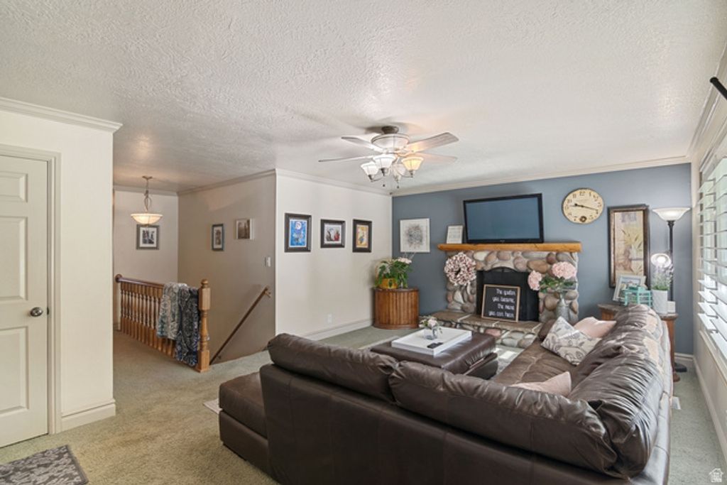 Image 5 of property listing at 237 S MAIN ST, Providence, UT 84332