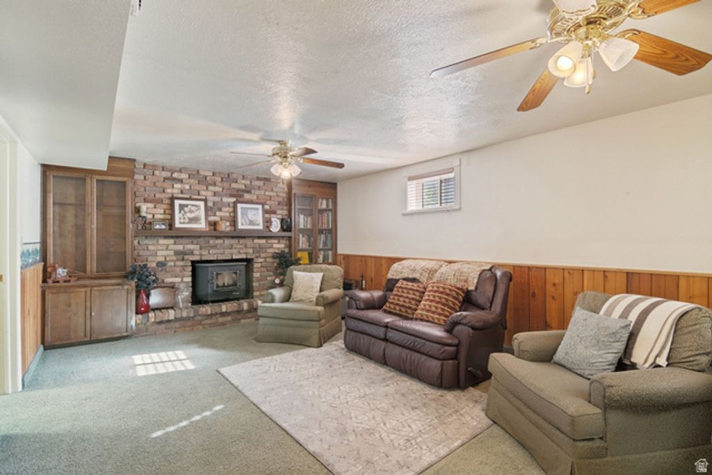 Image 10 of property listing at 237 S MAIN ST, Providence, UT 84332