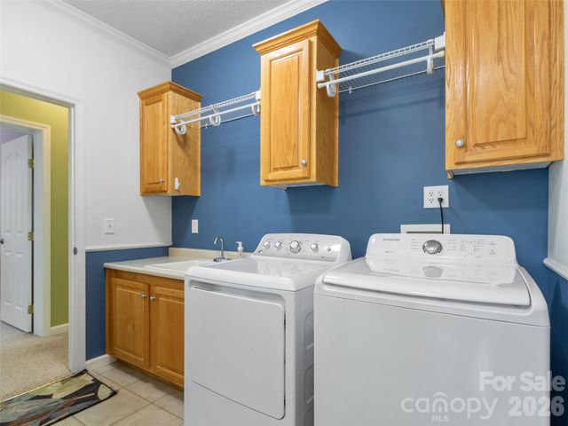 33 Copper Penny Lane, Burnsville, NC 28714