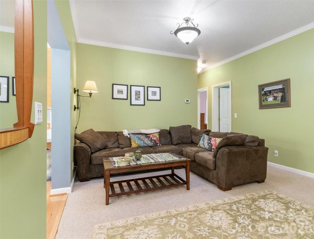 33 Copper Penny Lane, Burnsville, NC 28714