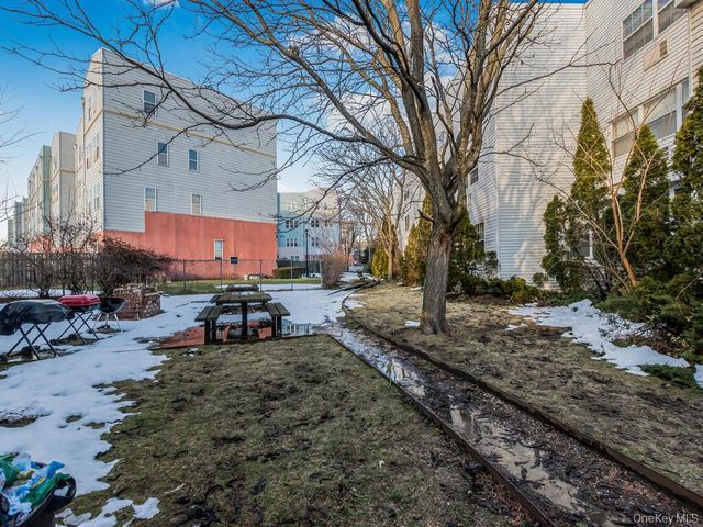 121 Sunset Boulevard 10121, Bronx, NY 10473