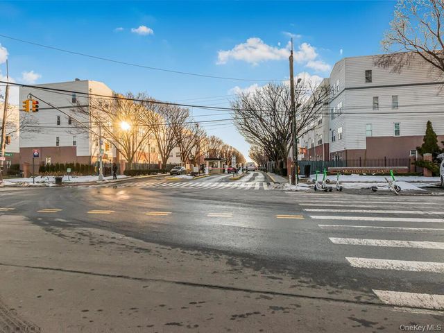 121 Sunset Boulevard 10121, Bronx, NY 10473