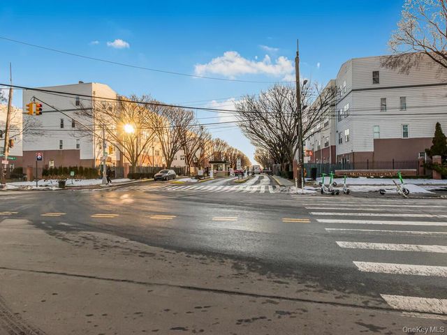 121 Sunset Boulevard 10121, Bronx, NY 10473