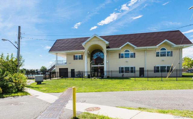 121 Sunset Boulevard 10121, Bronx, NY 10473