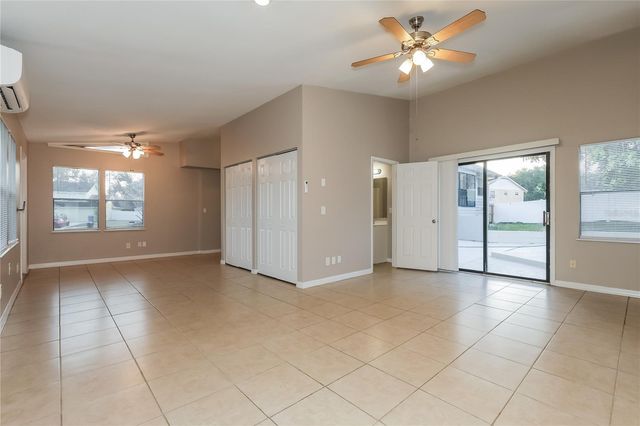 702 OLD DARBY STREET, Seffner, FL 33584