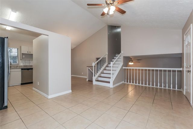 702 OLD DARBY STREET, Seffner, FL 33584