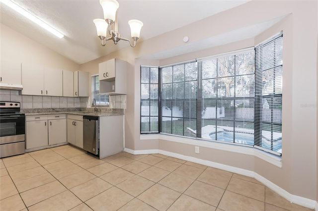 702 OLD DARBY STREET, Seffner, FL 33584