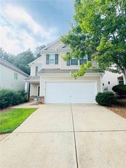 493 Lobdale Falls Dr, Lawrenceville, GA 30045