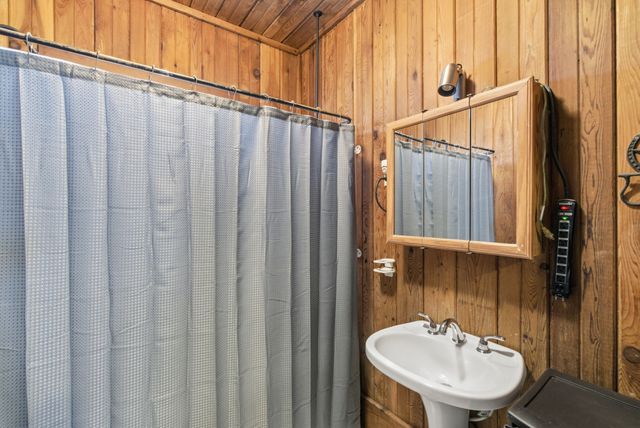 18051 Brookfield Drive, Justin, TX 76247