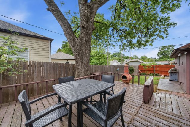 1915 S Yorktown Avenue, Tulsa, OK 74104