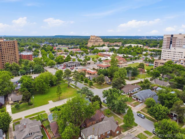 1915 S Yorktown Avenue, Tulsa, OK 74104