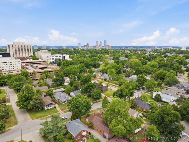 1915 S Yorktown Avenue, Tulsa, OK 74104