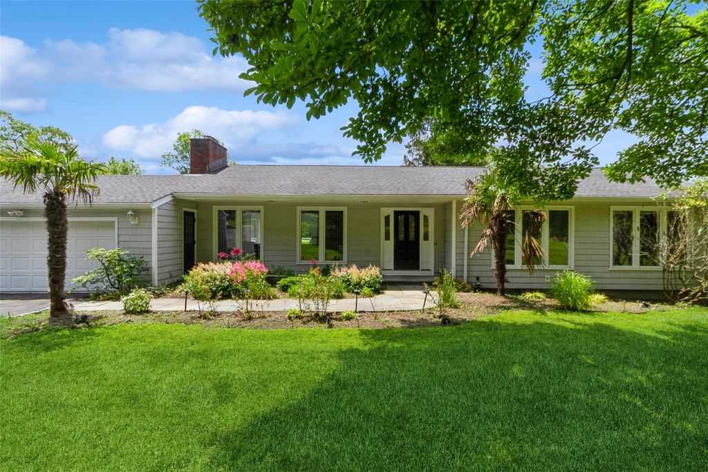 140 Old Farm Road S, Pleasantville, NY 10570
