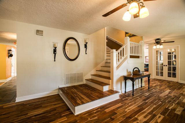 9707 Rio Grande Boulevard NW, Albuquerque, NM 87114