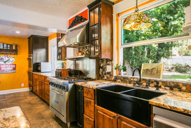 9707 Rio Grande Boulevard NW, Albuquerque, NM 87114