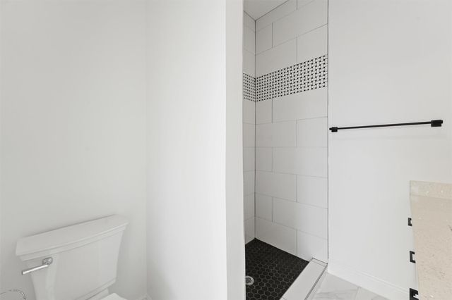 225 Royder Street, Houston, TX 77009