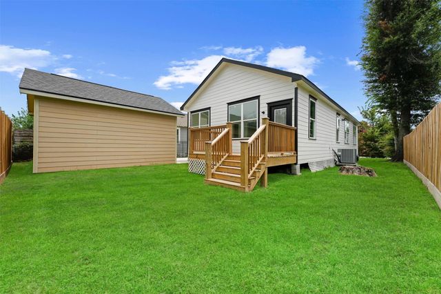 225 Royder Street, Houston, TX 77009