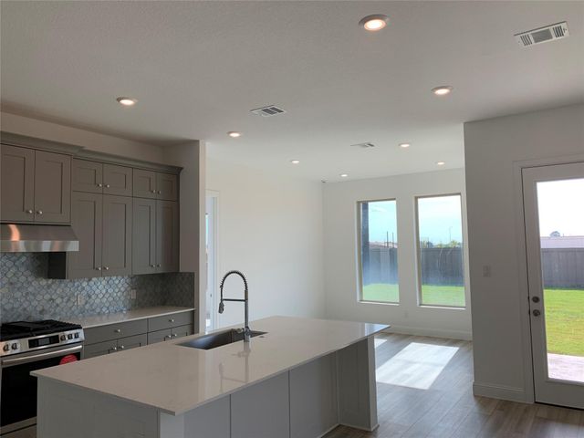 30946 Vintage Creek Lane, Fulshear, TX 77441