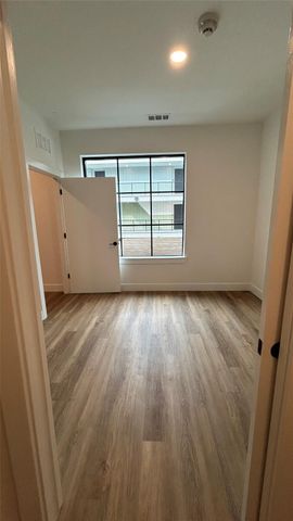 4315 S Congress Ave 316, Austin, TX 78745