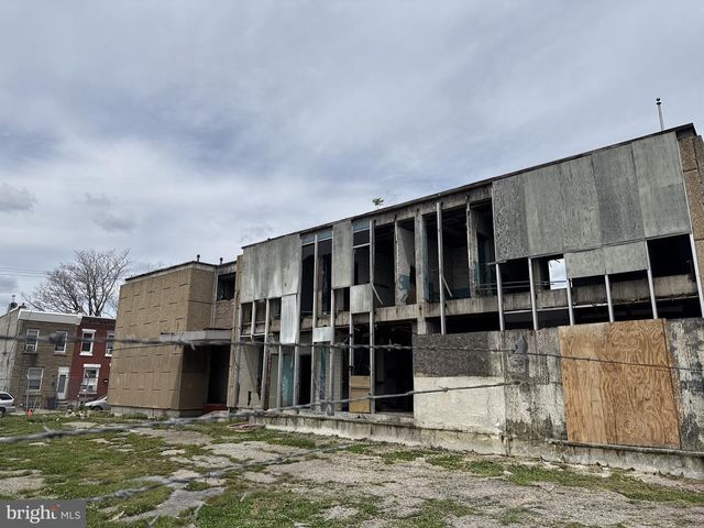 3300-22 N FRONT ST, Philadelphia, PA 19140