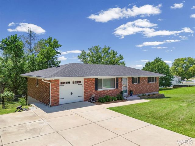 2571 Willow Drive, Arnold, MO 63010
