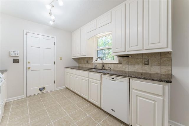 287 Arbour Way, Suwanee, GA 30024
