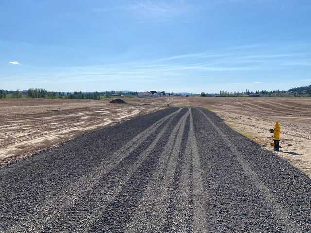 8838 E Little Deep Creek Ln, Colbert, WA 99005